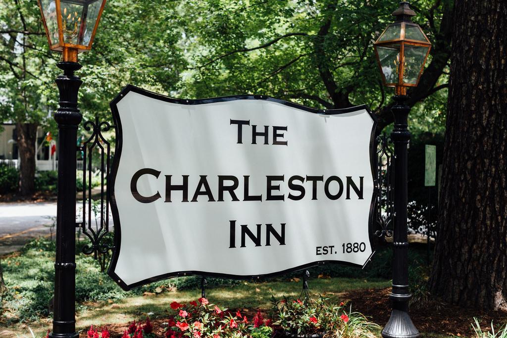 The Charleston Inn Hendersonville Nc Extérieur photo
