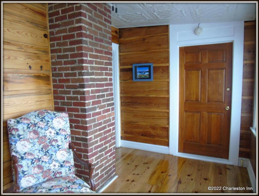 The Charleston Inn Hendersonville Nc Extérieur photo