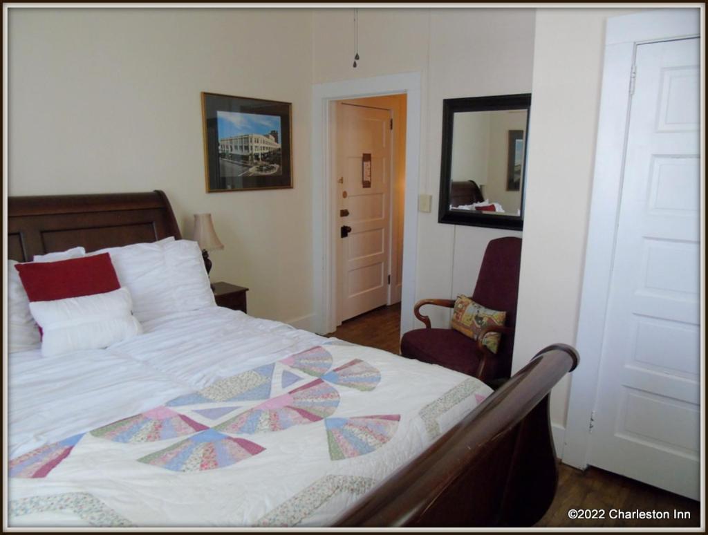 The Charleston Inn Hendersonville Nc Extérieur photo