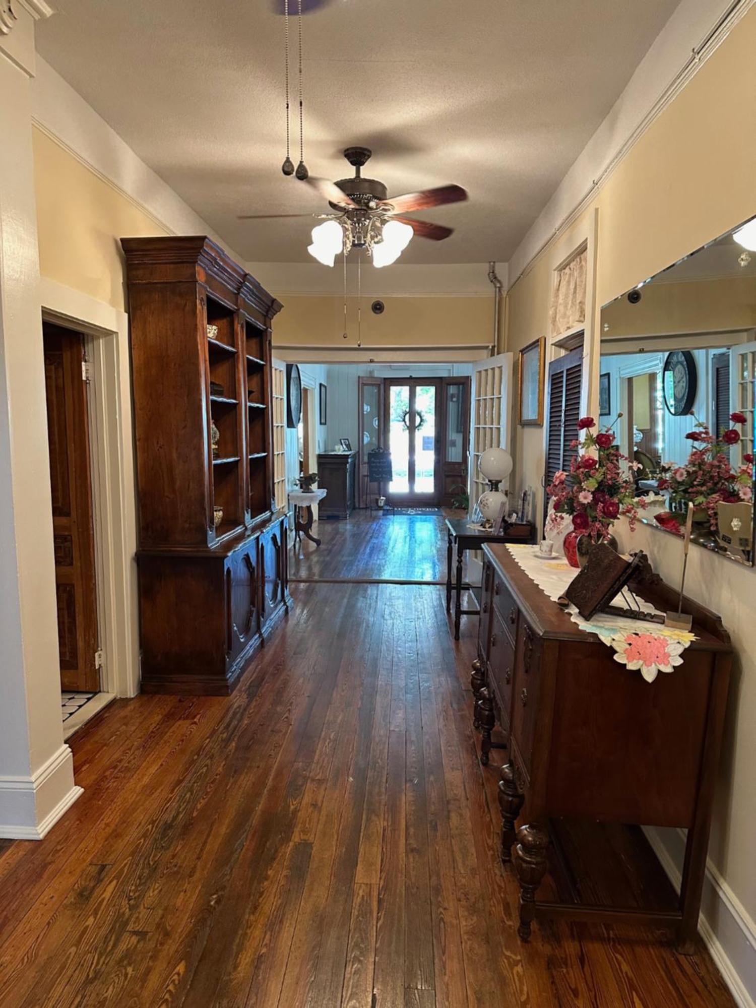 The Charleston Inn Hendersonville Nc Extérieur photo