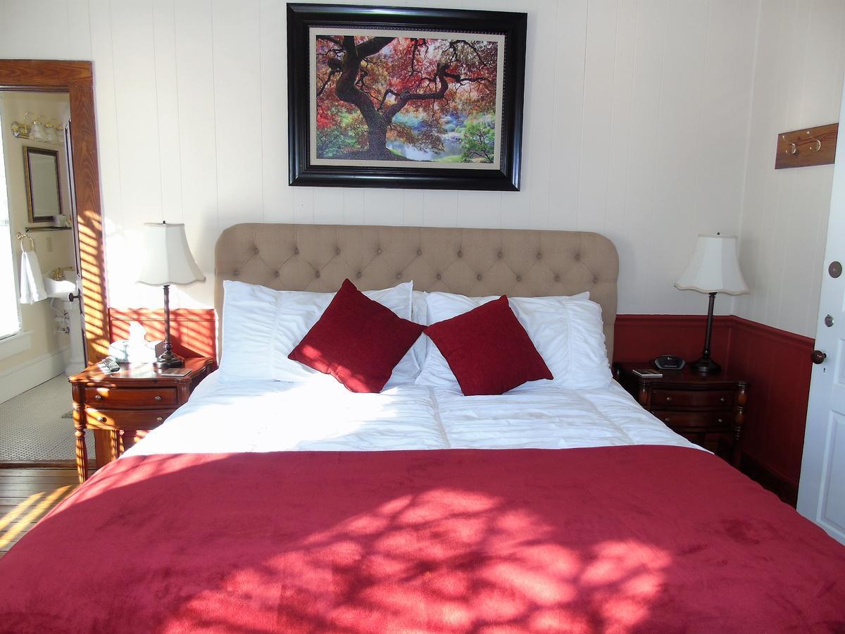 The Charleston Inn Hendersonville Nc Extérieur photo